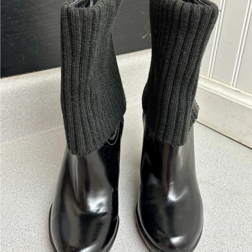 Black Leather Ankle Boots with Knit Cuff
